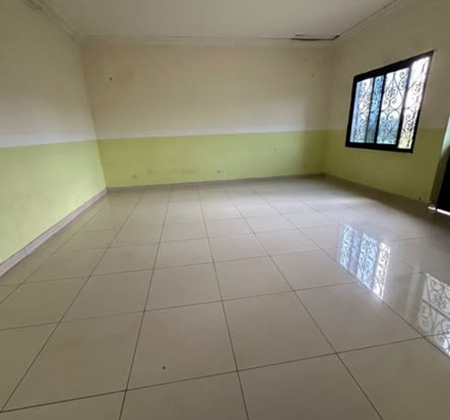 Vaste appartement moderne - Yassa, Douala