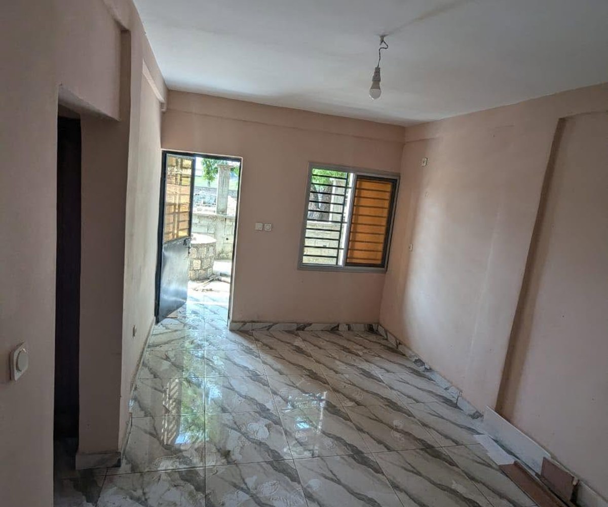 Studio moderne à louer – Bonabéri