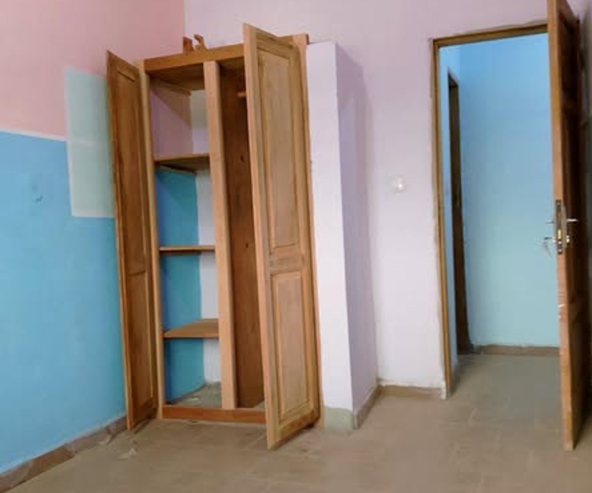 Appartement 2 chambres à Ekie Amadou, Yaoundé
