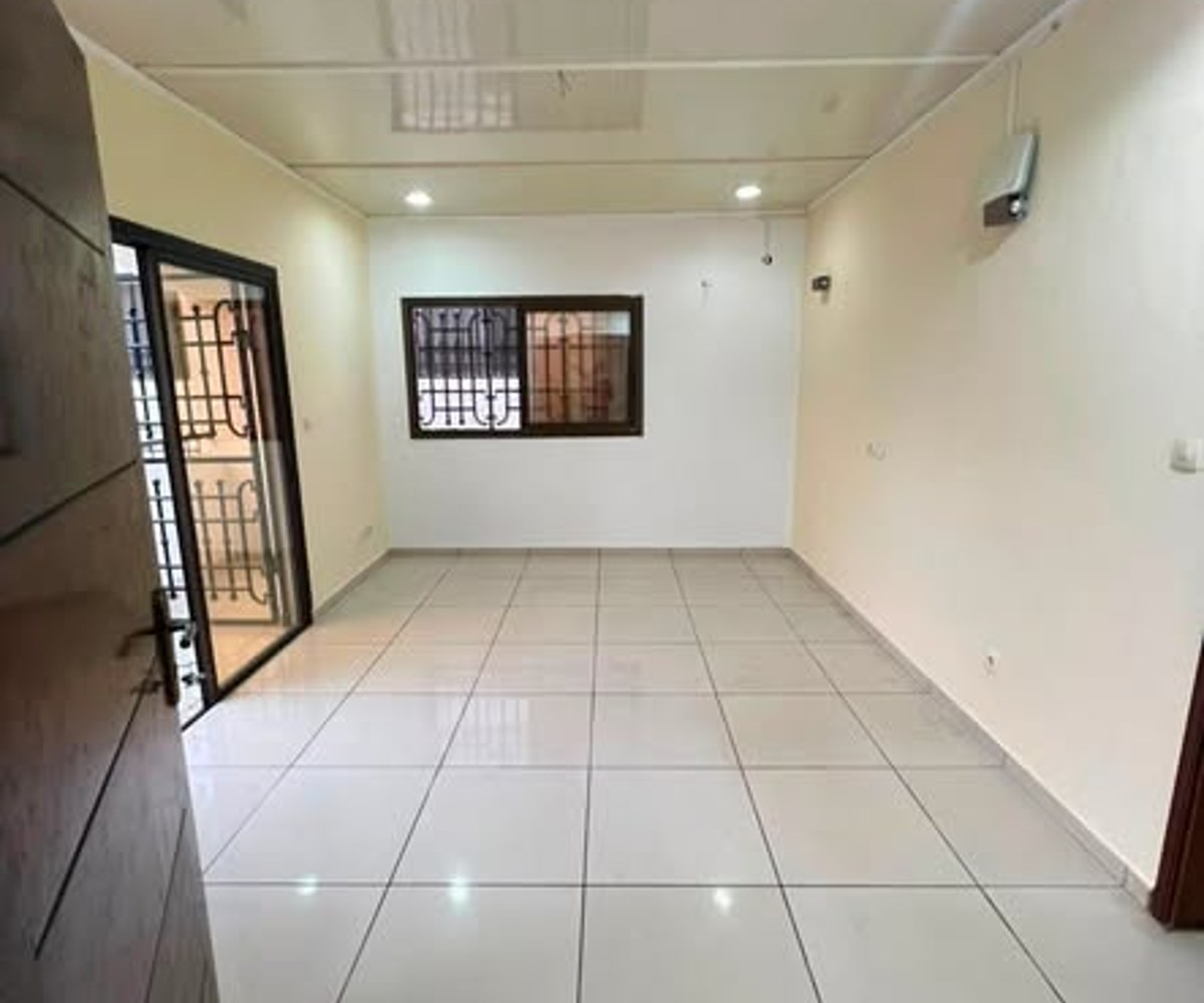 Duplex haut standing à Logpom, Douala
