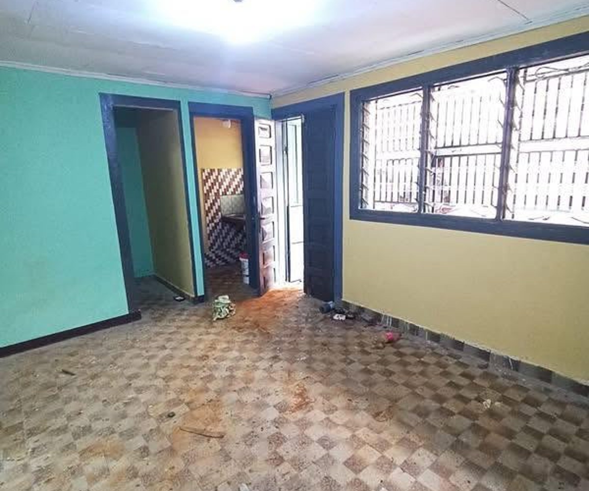 Appartement 2 chambres à Efoulan - 60 000 XAF/mois