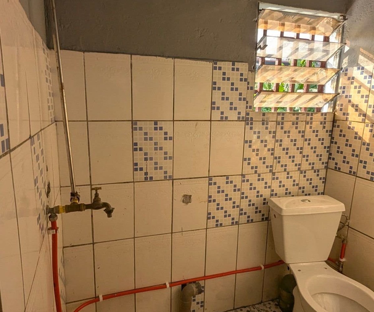 Vaste chambre moderne - Ndogbong
