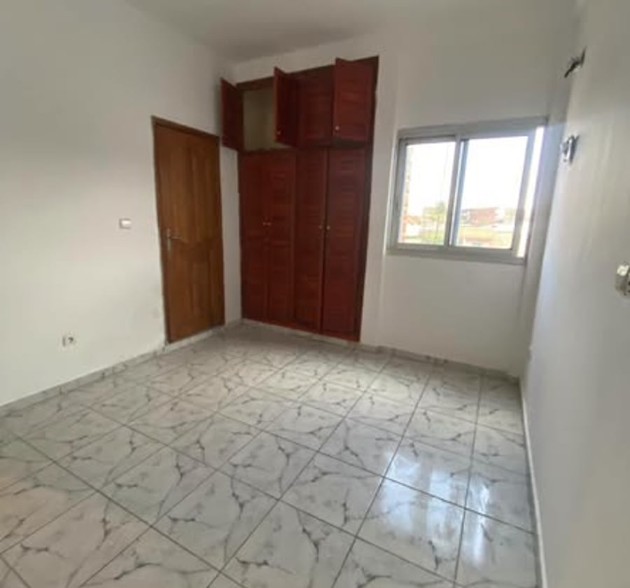 Appartement 2 chambres à louer – Akwa, Douala