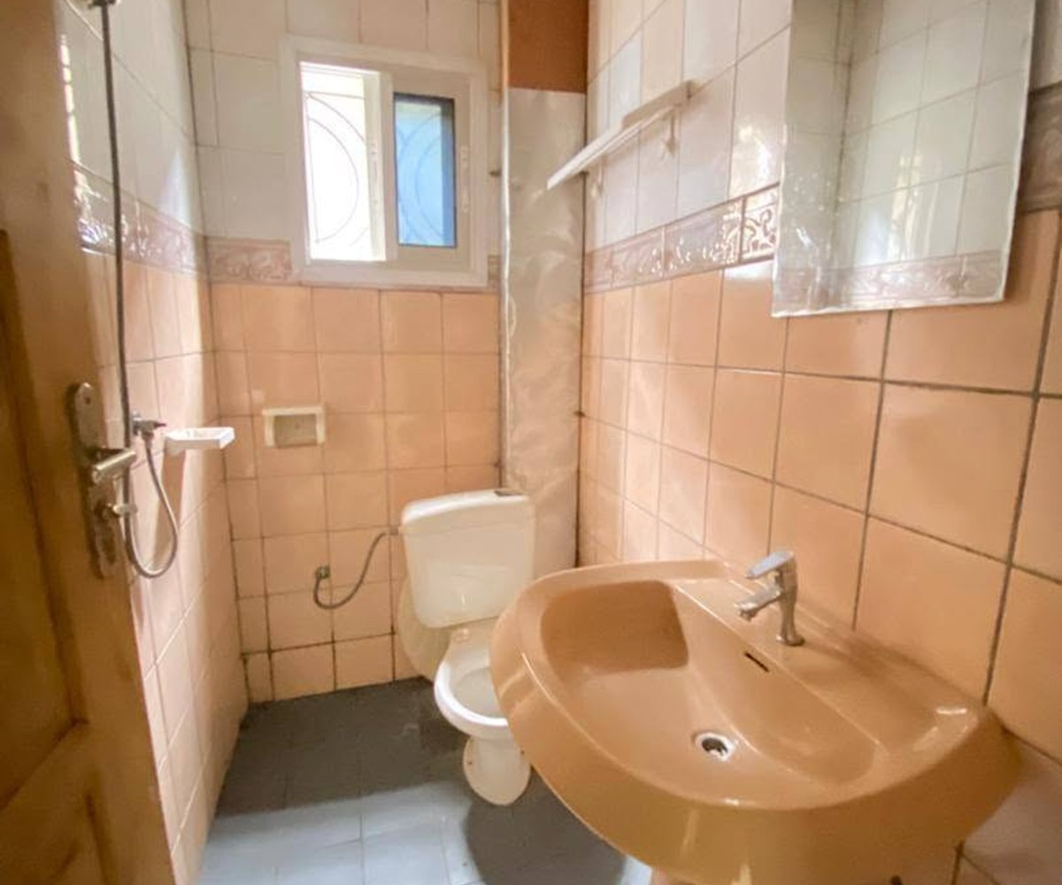 Appartement 2 chambres à louer à Logbessou
