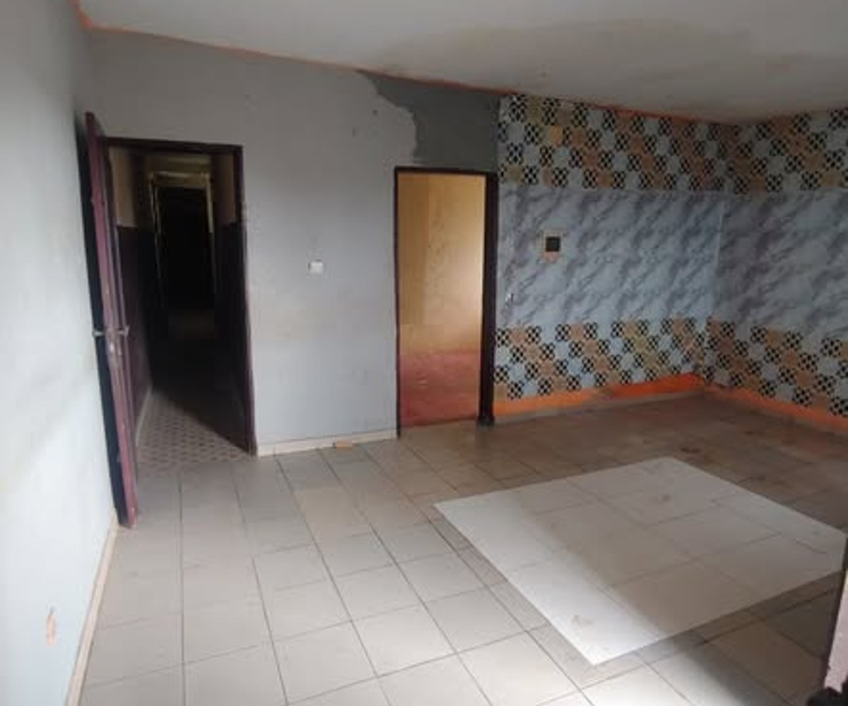 Studio à louer - Bonamoussadi Km