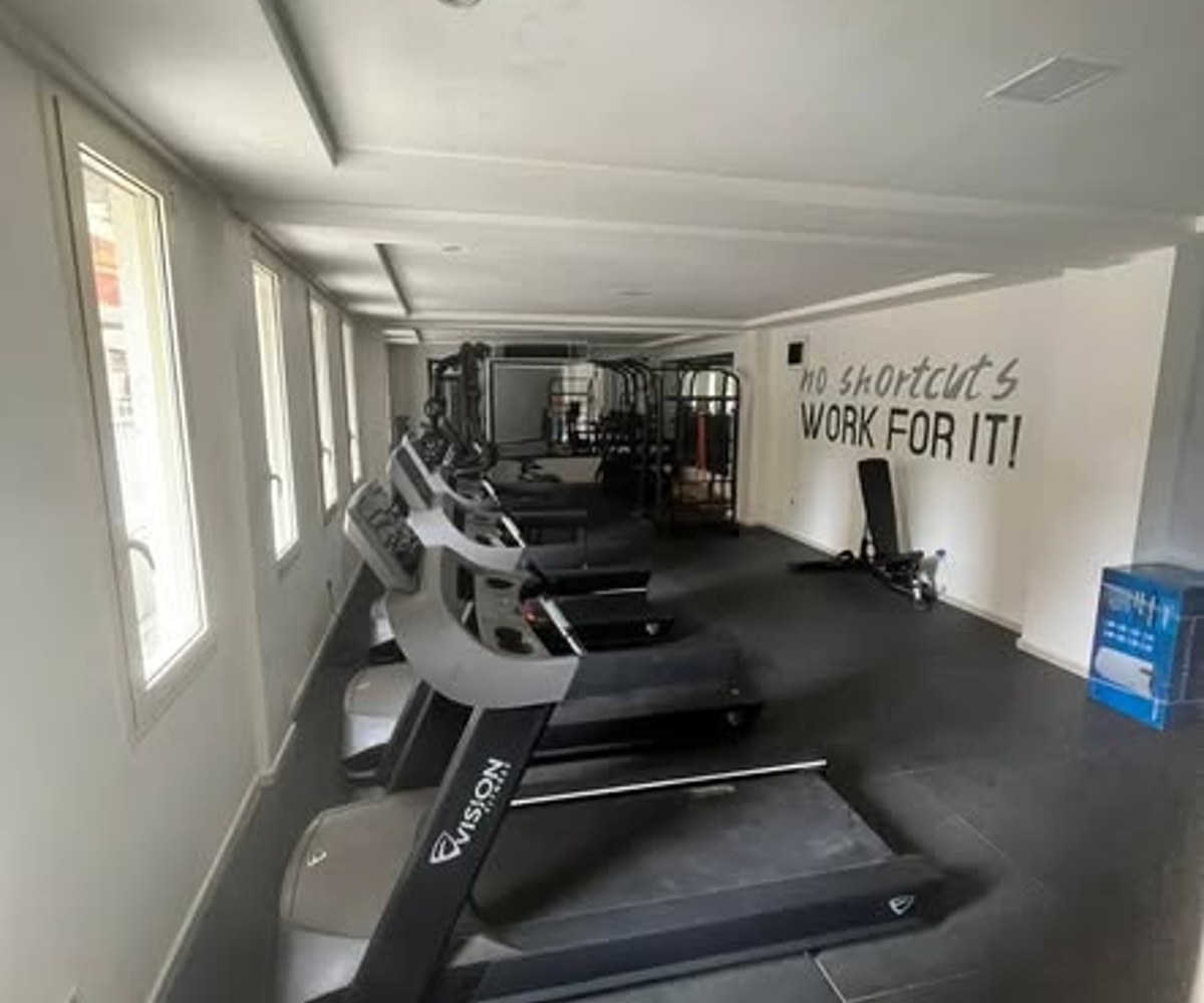 Appartement ultra moderne meublé à louer - Bonanjo, Douala