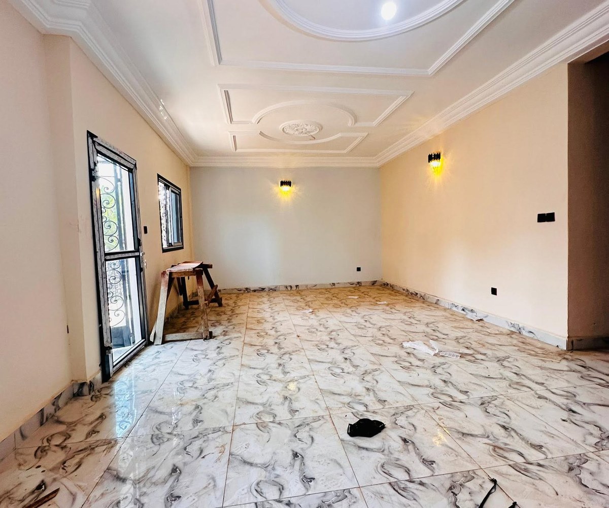 Appartement à louer à Odza - 3 chambres