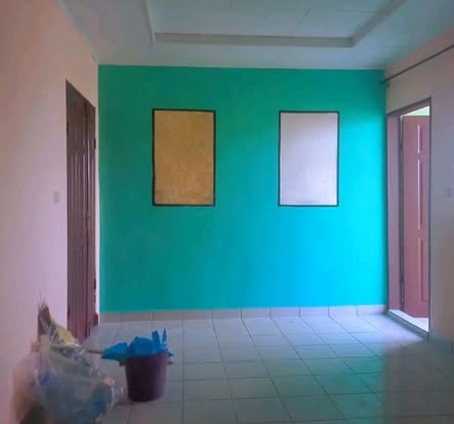 Studio moderne avec balcon, proche du goudron – Ndogbong