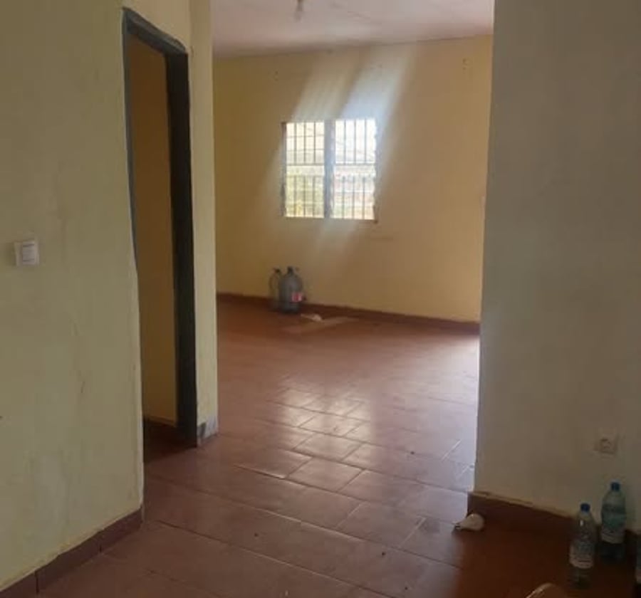 Grand appartement moderne 3 chambres - Nkomo