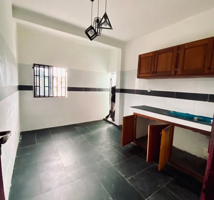Appartement haut standing 2 chambres – Makepe Charles de Gaulle