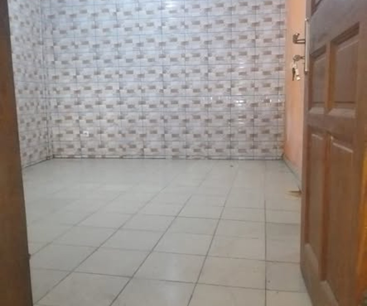 Studio moderne à louer à Deido - 70 000 XAF/mois