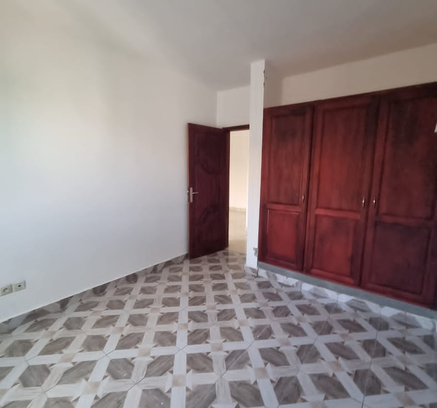 Apartment for rent in Yaoundé, Melen - FCFA 80500 (negotiable | null )