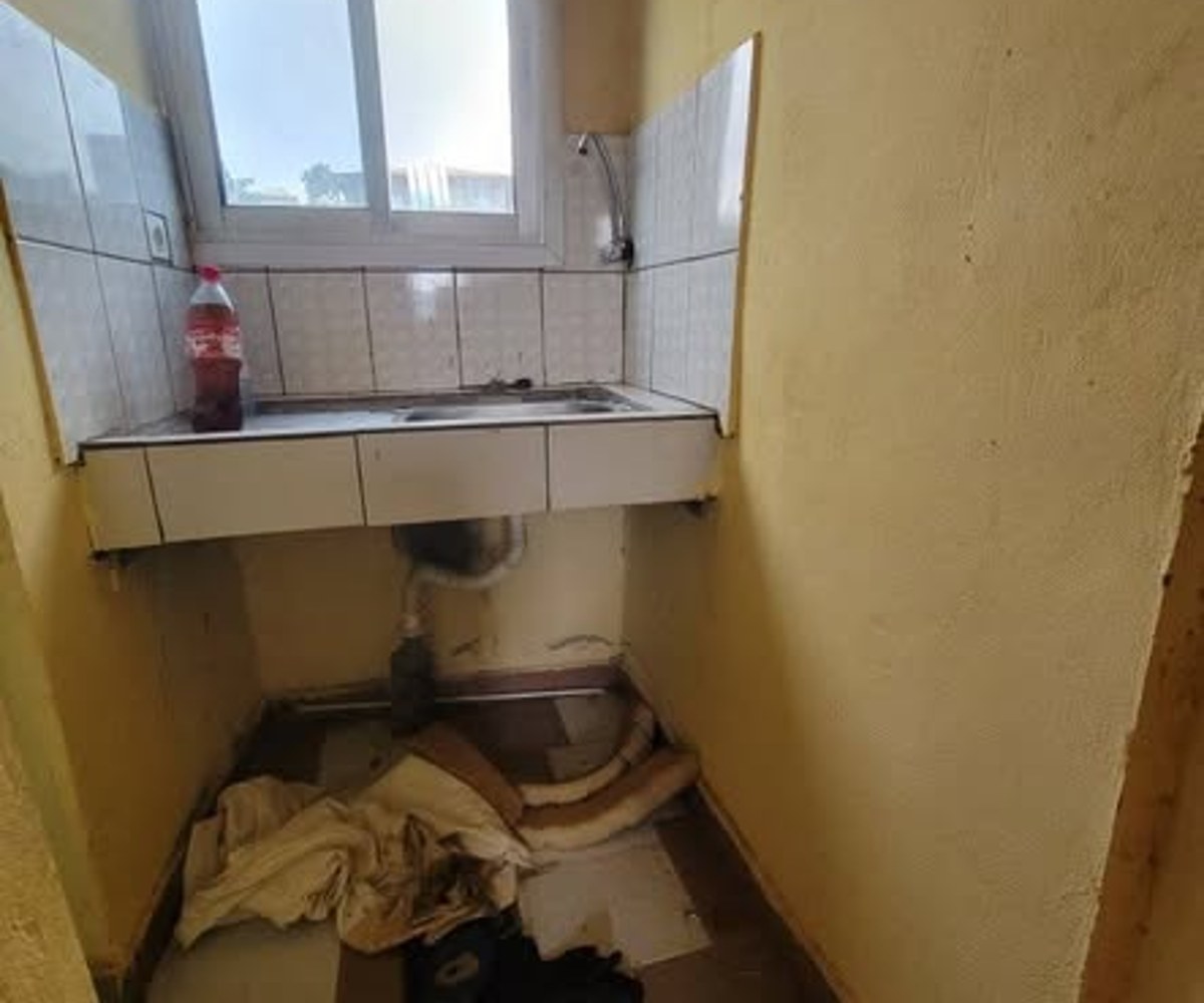 Chambre moderne 3 pièces à louer à Mvog-Betsi