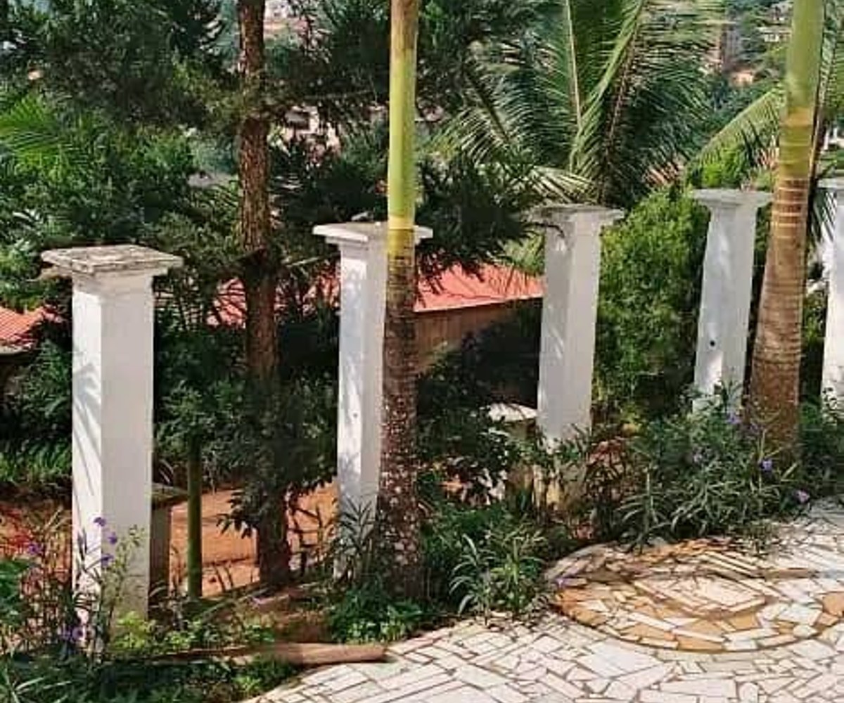 Studio moderne bon standing à louer à Mbankolo