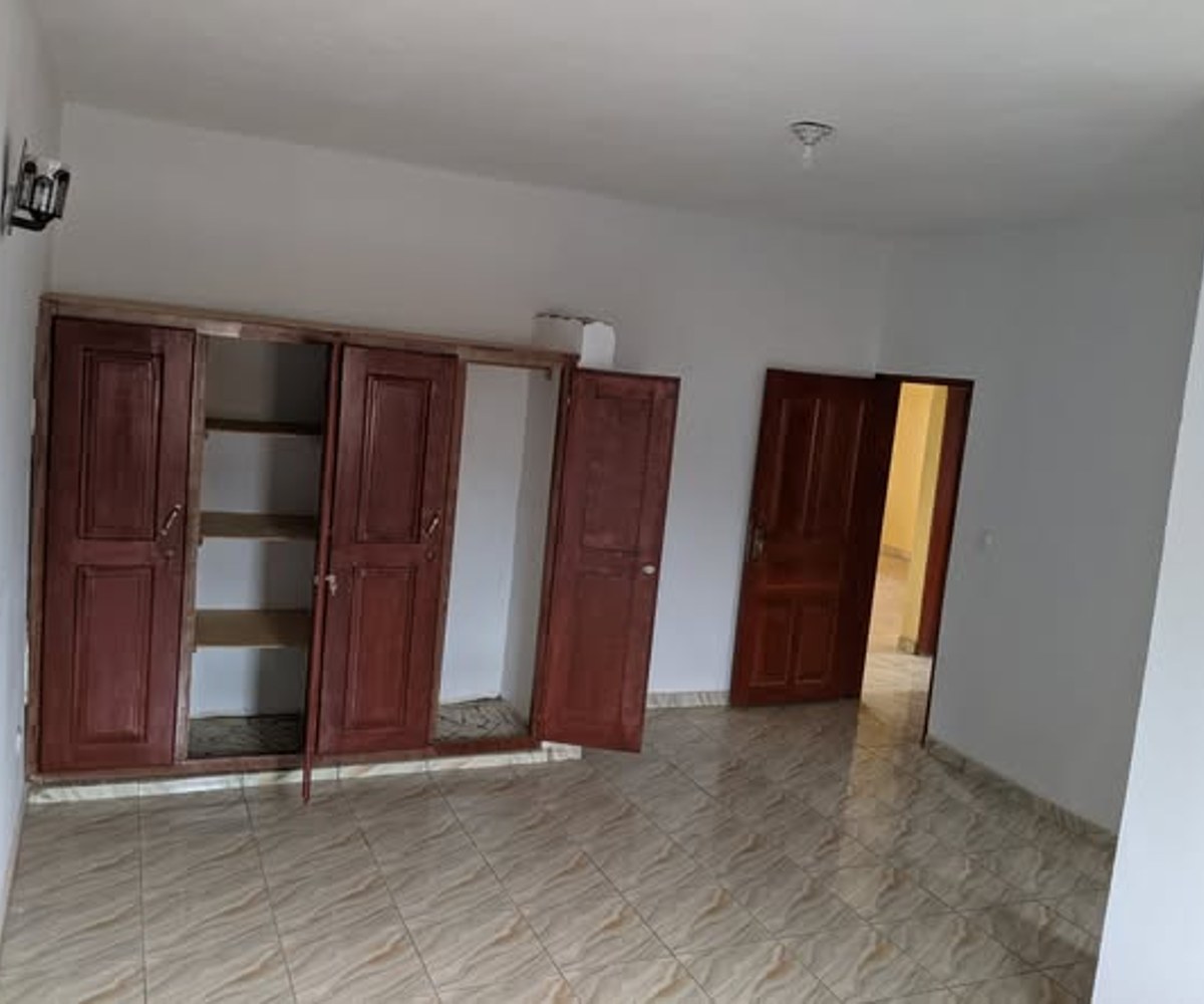 Appartement nouvellement construit avec forage à Fougerolle