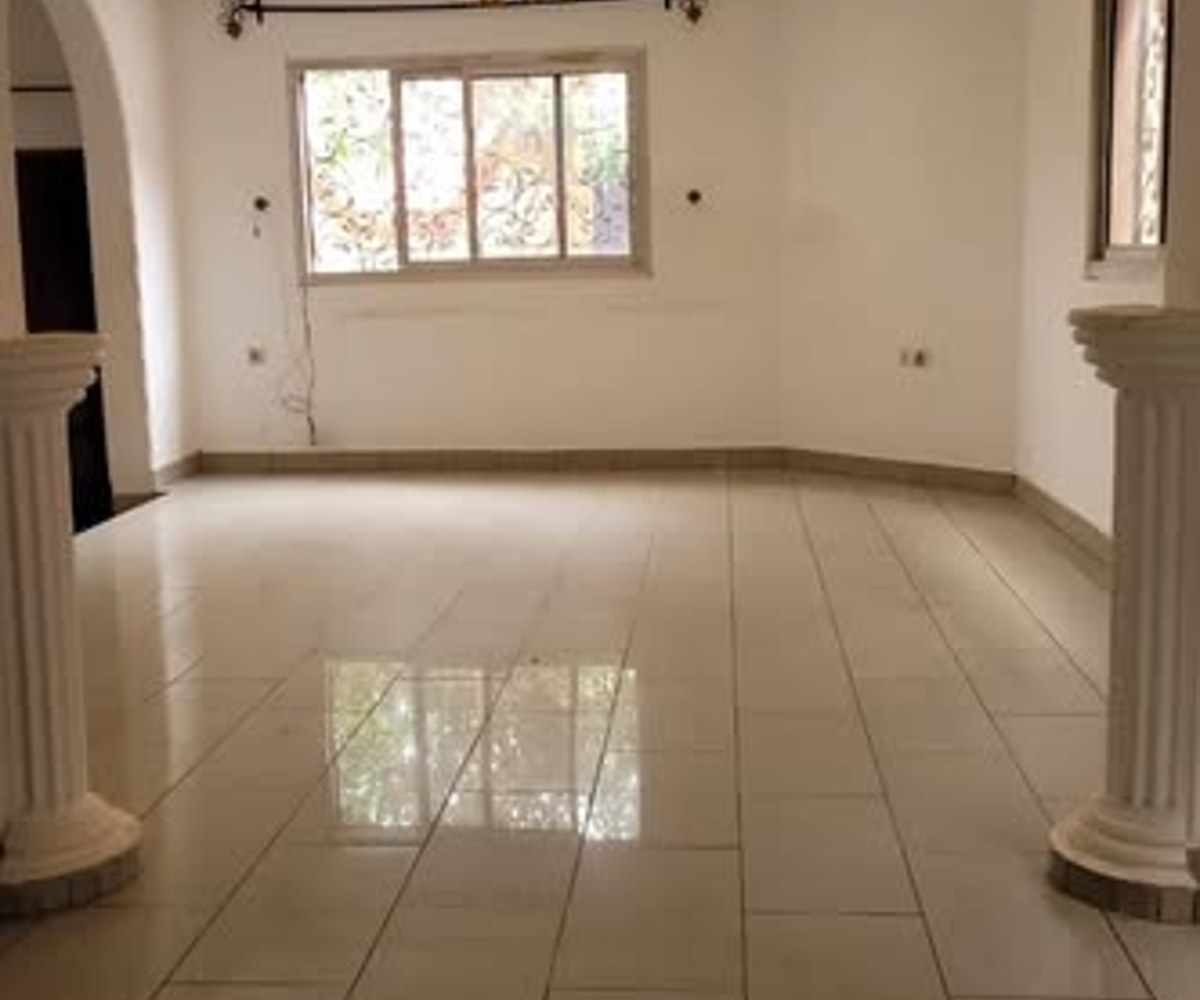 Duplex à louer à Biyem-Assi (Jouvence)