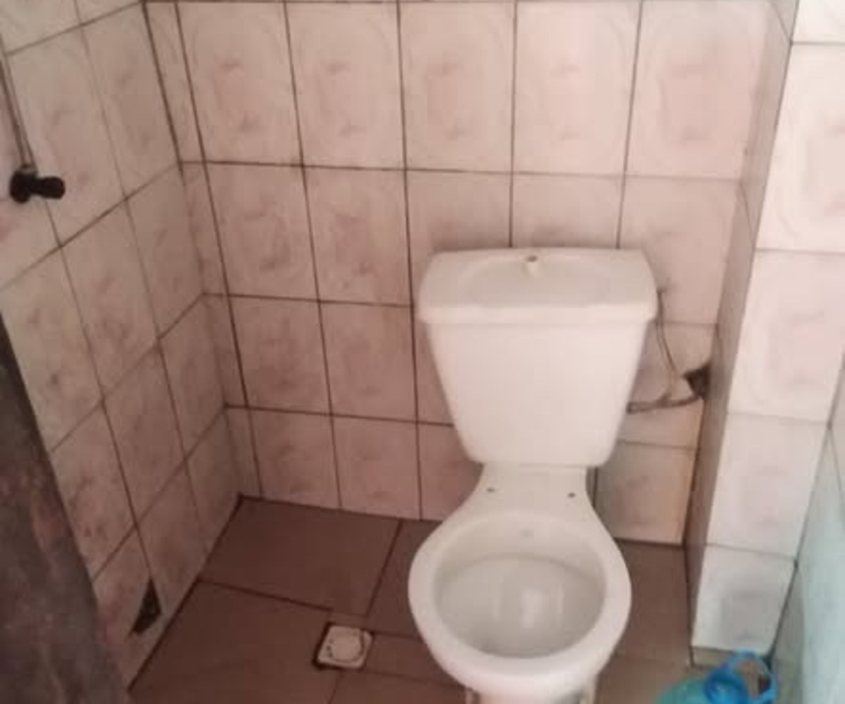 Chambre moderne à Ngousso