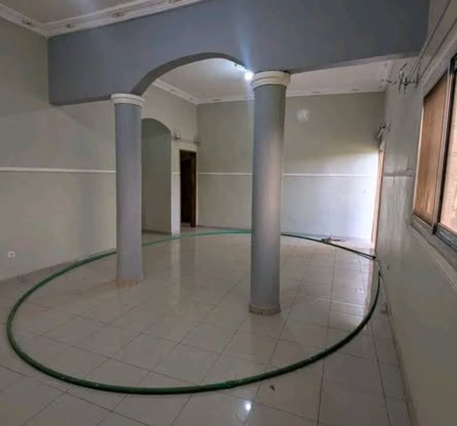 Appartement neuf à Nkolfoulou - 2 chambres