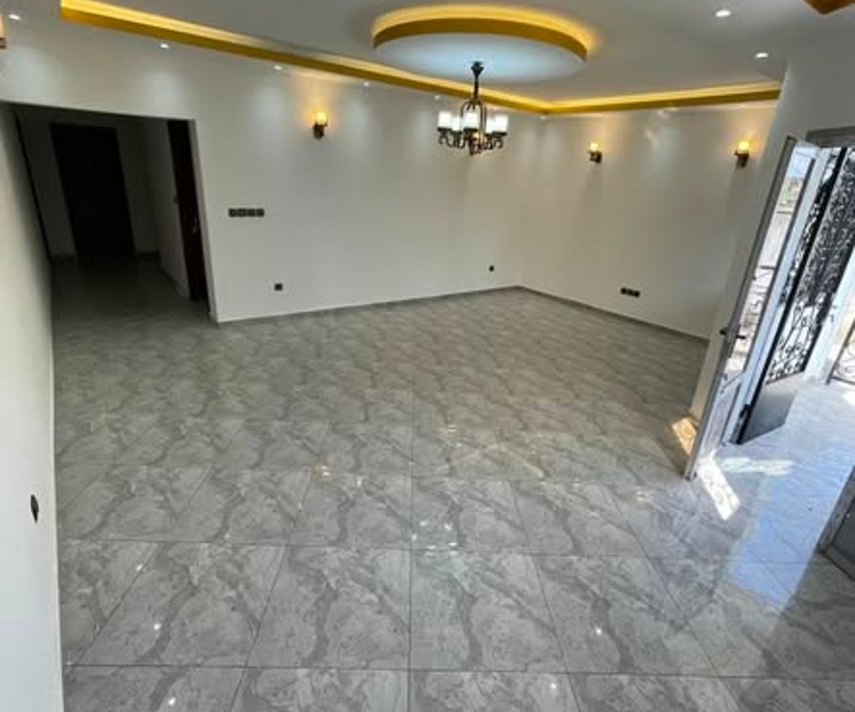 Somptueux appartement haut standing – Yaoundé Awae Escalier