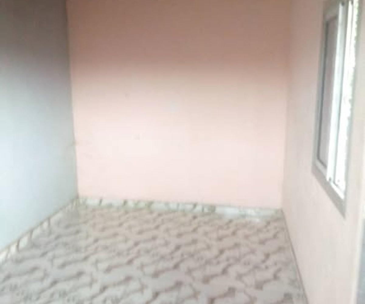 Chambre moderne à Nkolmesseng - Nouvellement construit - 25 000 FCFA/mois