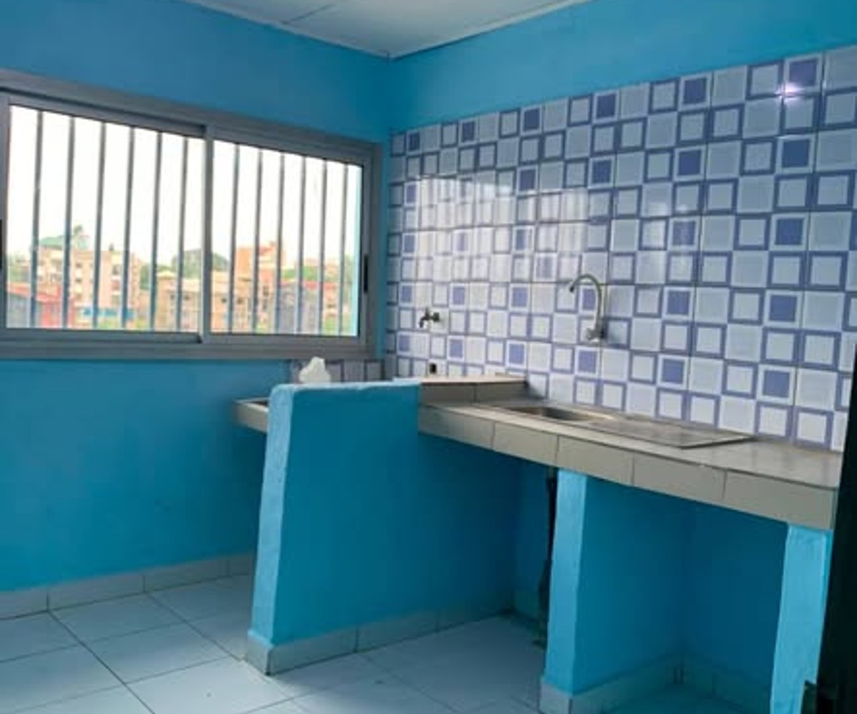 Appartement 3 chambres à louer - Logbaba Plateau