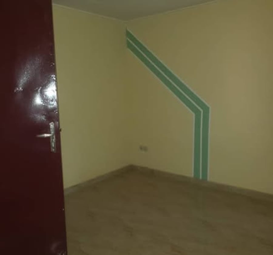 Grand studio à louer - Tropicana Yaoundé