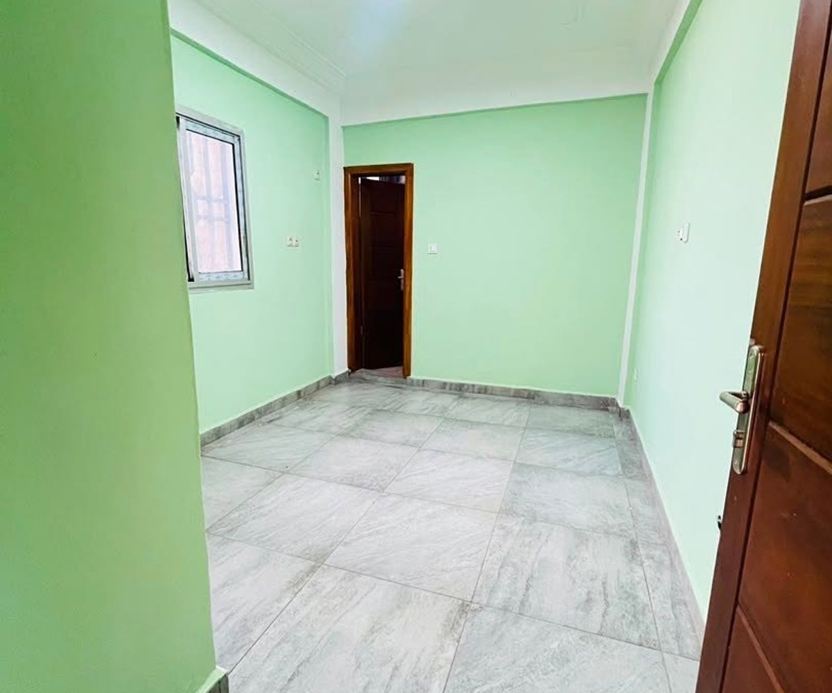 Vaste appartement haut standing à louer - Nsam Colombia, Yaoundé