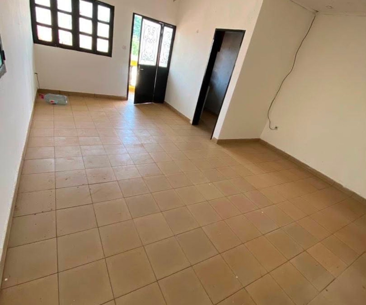 Appartement à 80 000 XAF - Eleveur, Yaoundé