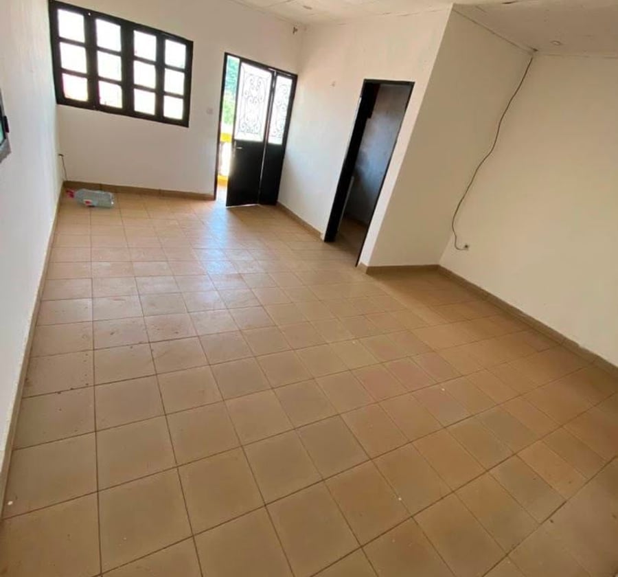 Appartement à 80 000 XAF - Eleveur, Yaoundé