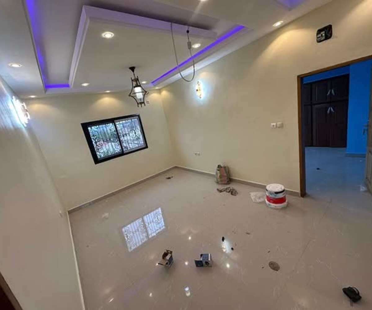 Studio moderne très spacieux - Bonaberi rail