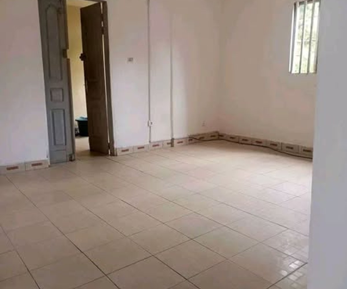 Appartement moderne à louer à PK10