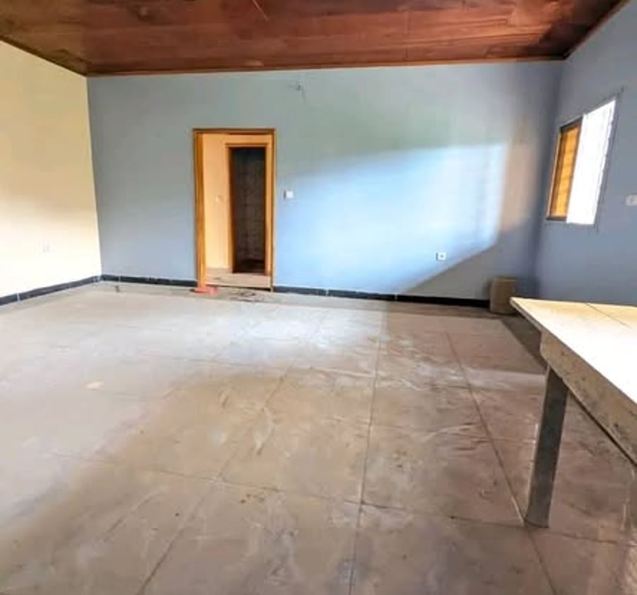 Appartement neuf à Mvan – 3 chambres