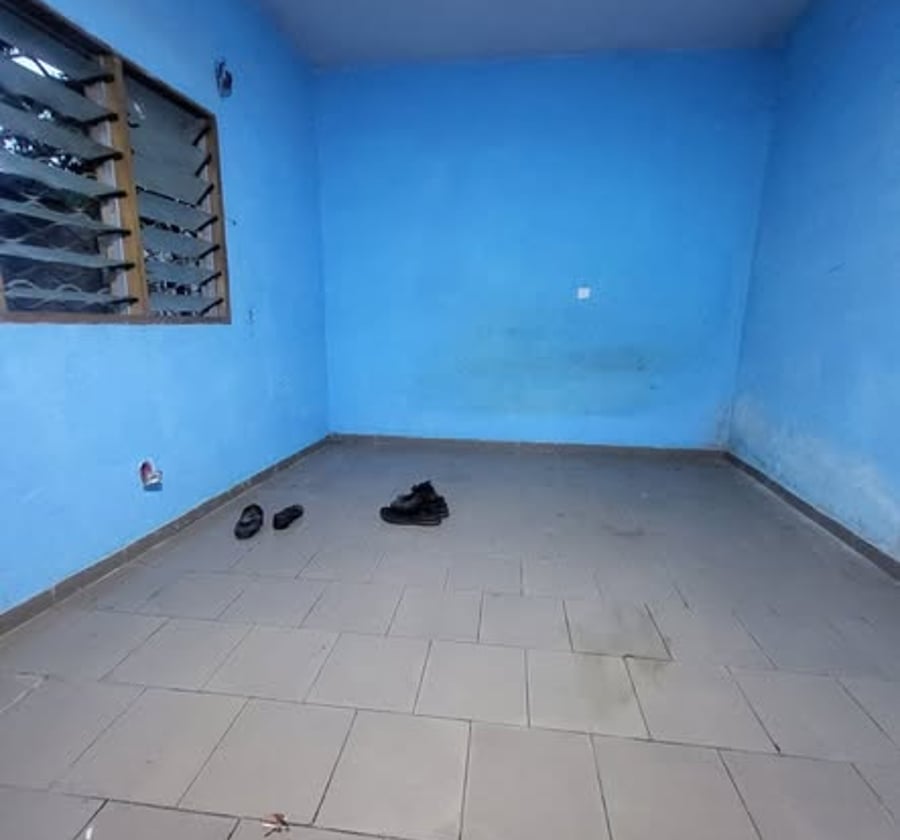 Studio moderne à louer - Douala PK12