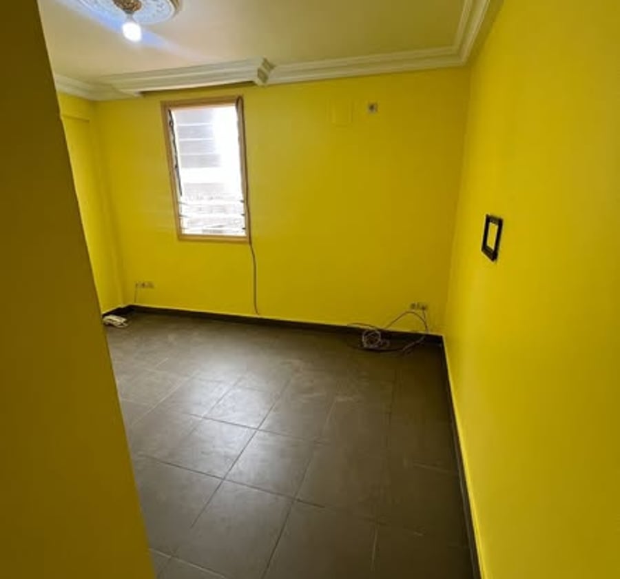 Studio moderne à louer à Nsimeyong