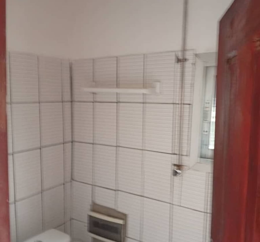 Studio moderne à louer à PK 11