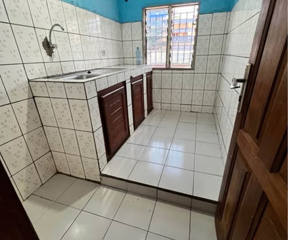 Appartement moderne à louer à Tradex Emana