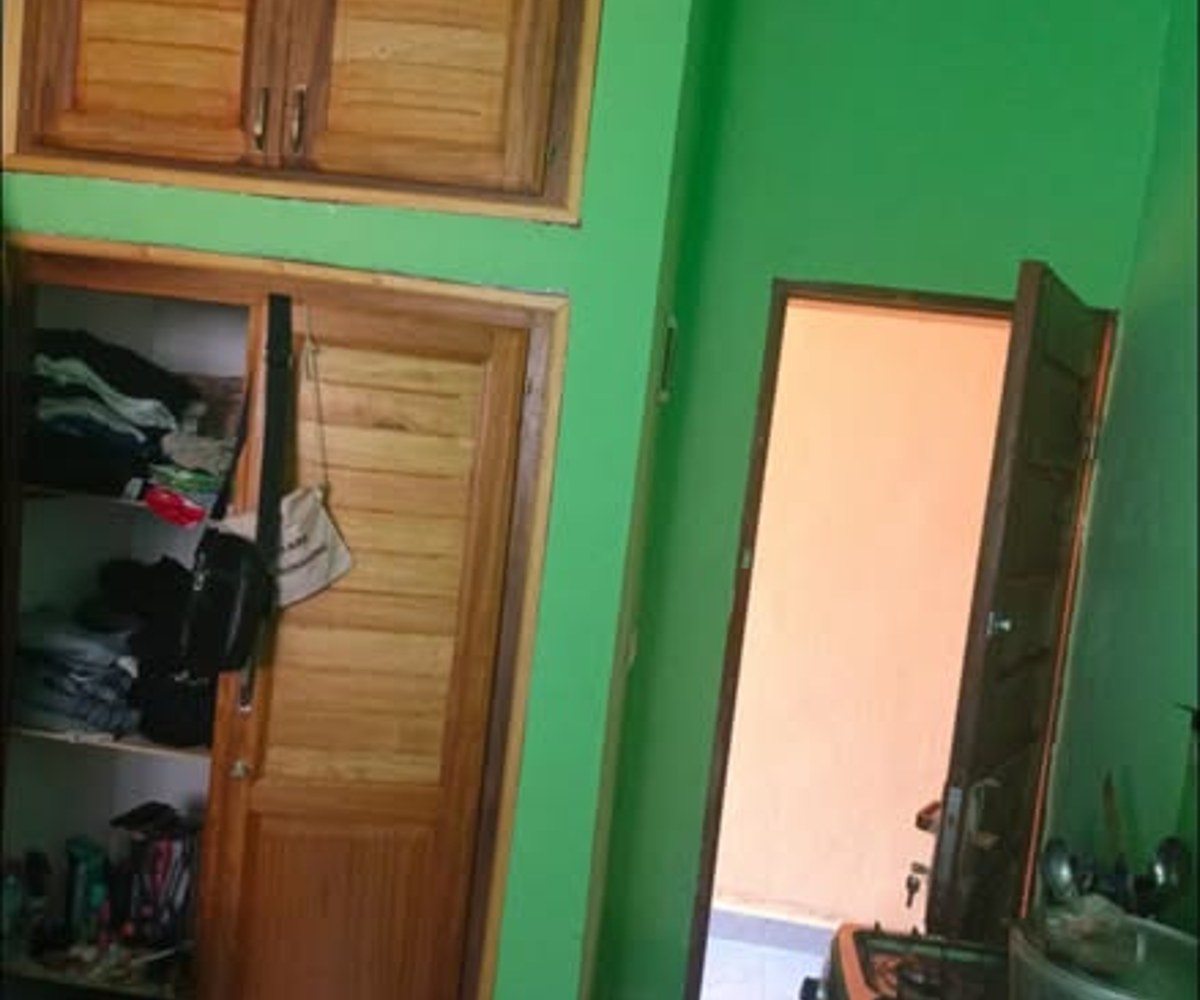 Chambre moderne à Nkoabang