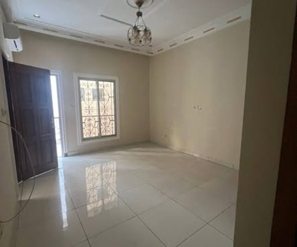 Appartement à louer – Mbankolo, 3 chambres climatisées