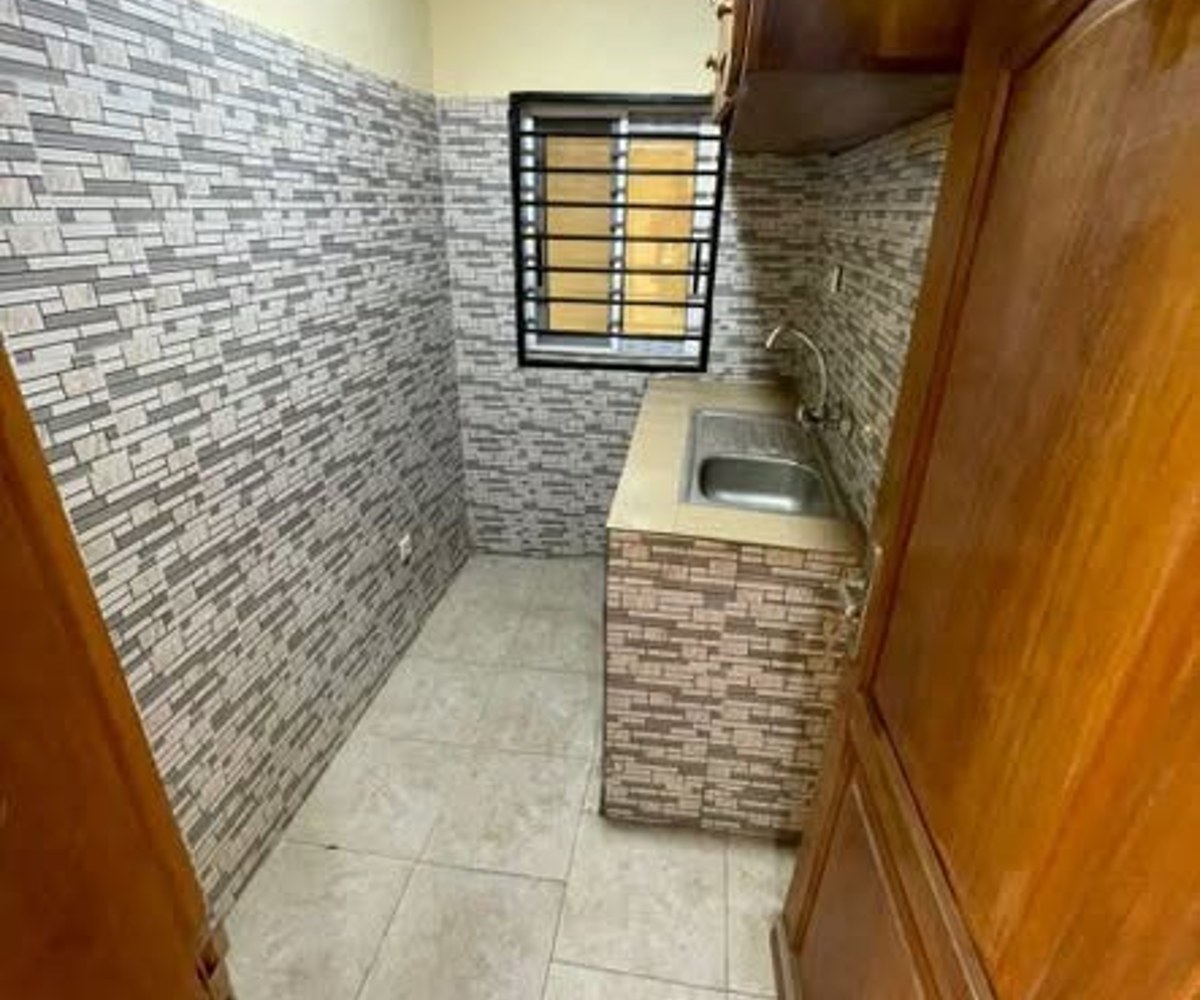 Chambre moderne 3 pièces à Nlongkak, Yaoundé