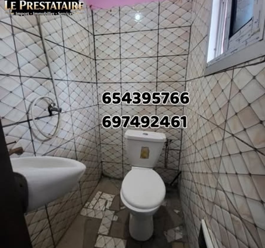 Studio moderne à louer - PK13 Douala