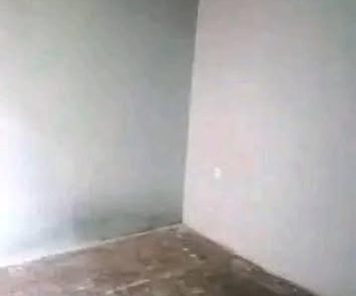Chambre simple à louer à Yaoundé Mvan