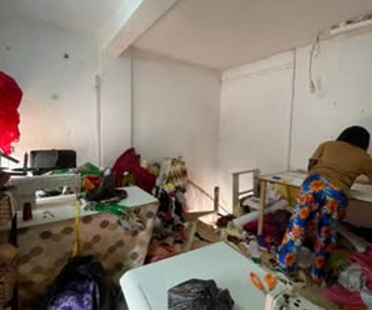 Vaste boutique à louer - Essos, Yaoundé