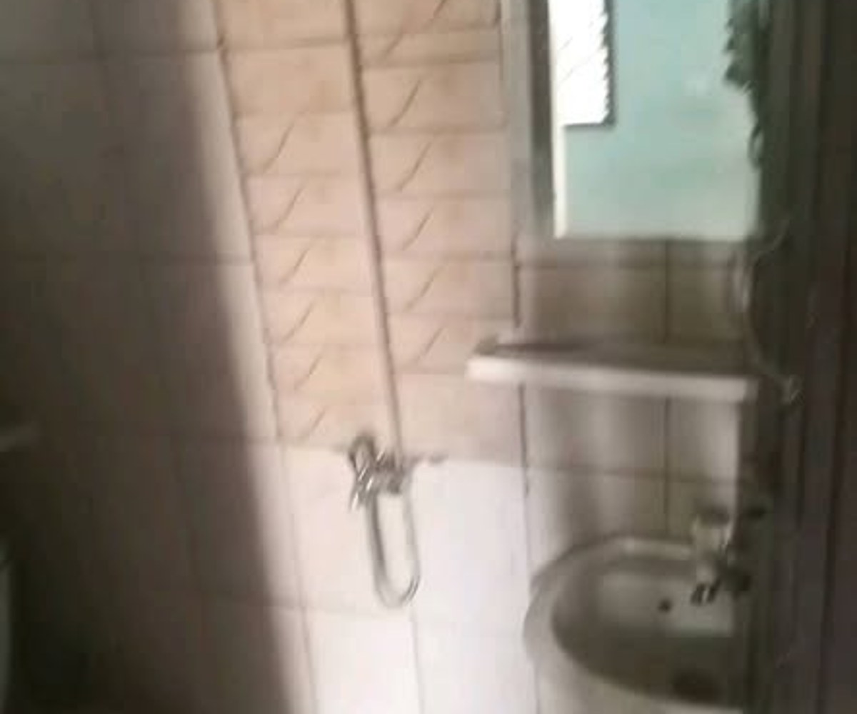 Chambre neuve à louer à Douala PK8 ESG
