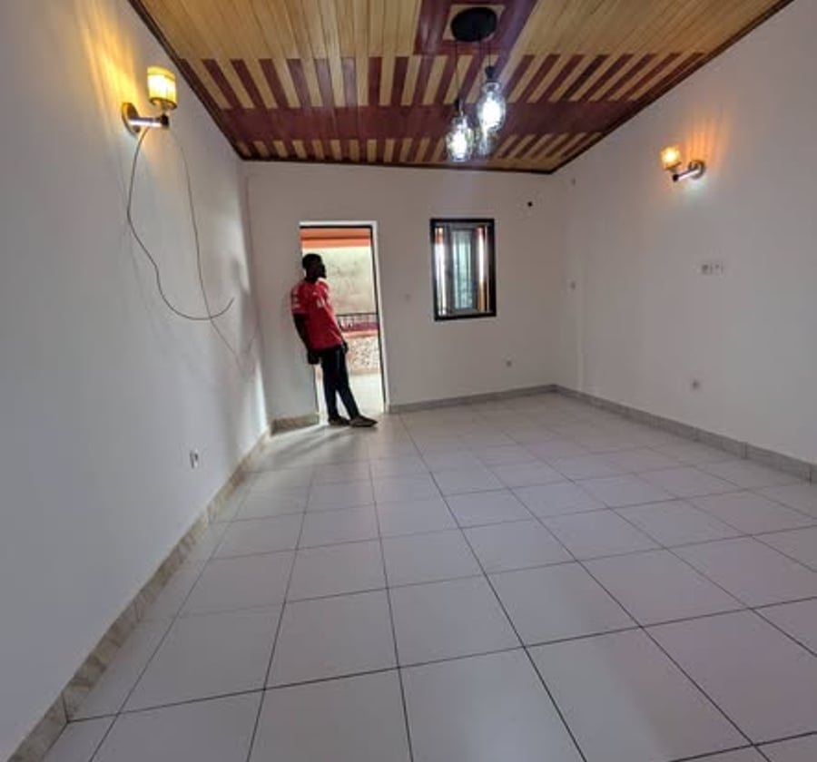 Studio haut standing à Logbessou