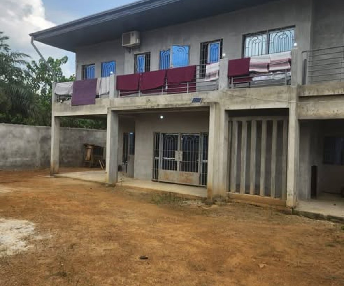 Duplex à vendre – PK 21, Douala