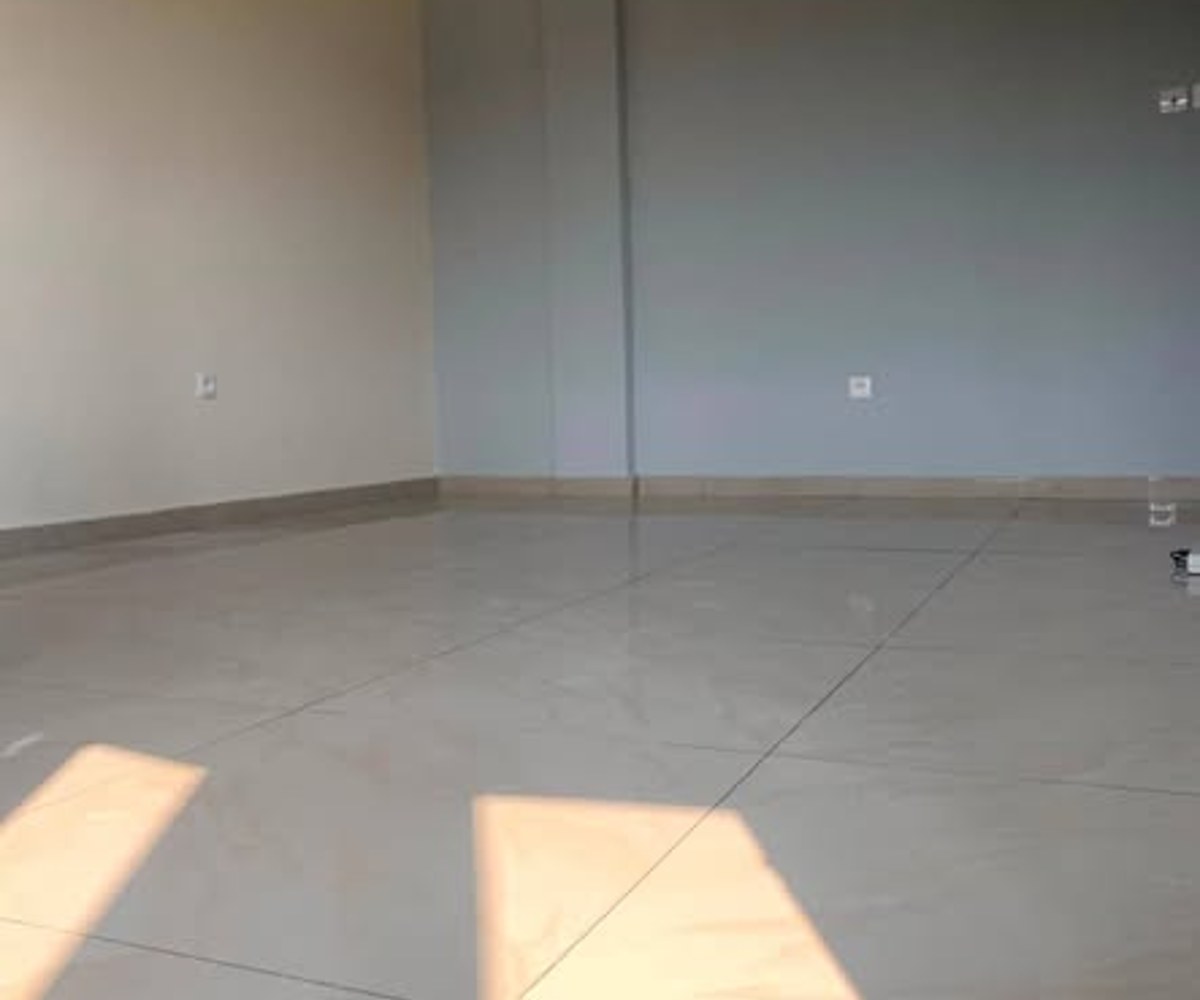 Studio moderne à Japoma rails