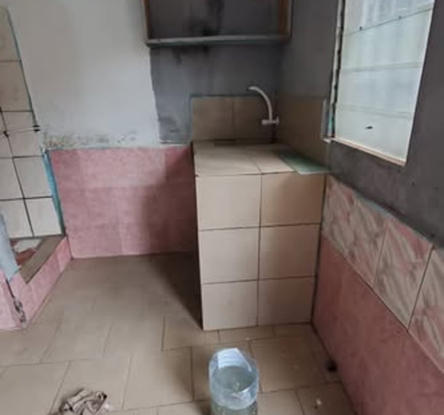 Chambre moderne à École de Police