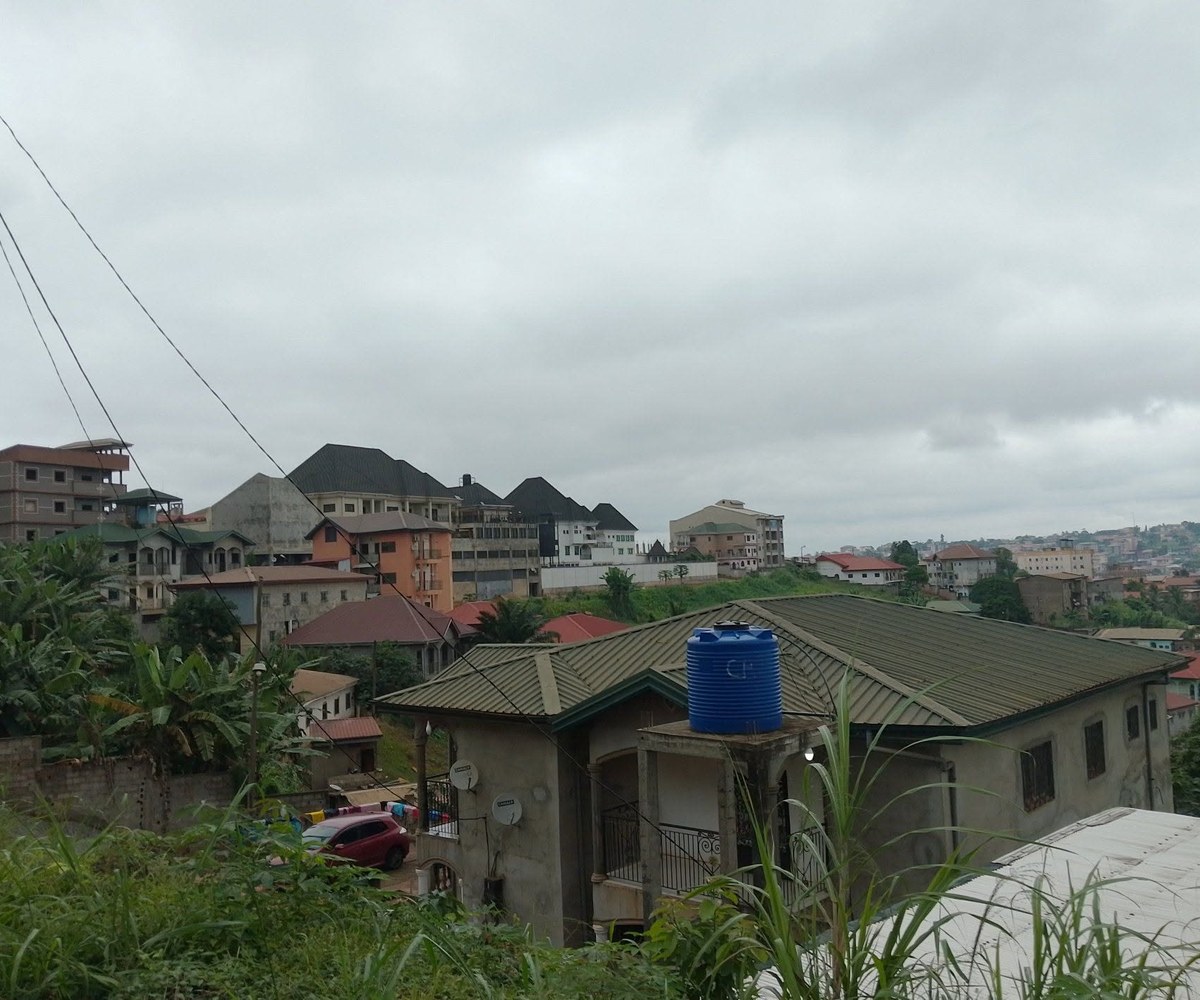 Terrain à vendre à Yaoundé Ahala