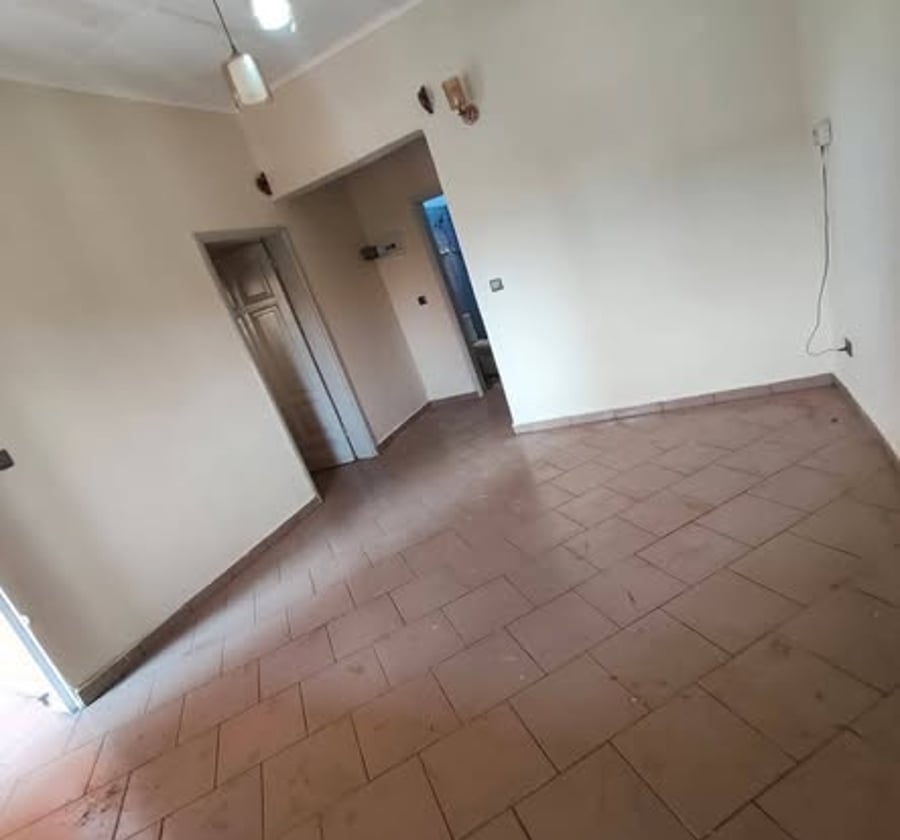 Studio moderne à louer à Nkozoa, Yaoundé