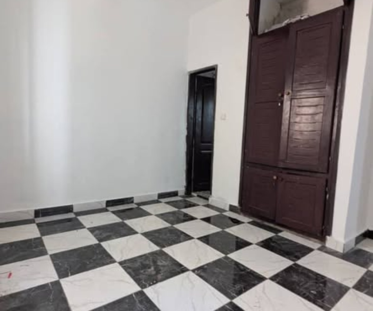 Appartement spacieux et staffé à Logbessou - 2 chambres, 2 douches